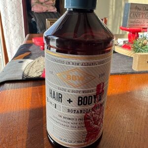 Bath & Body Works Botanical Hair & Body Wash - Red and White